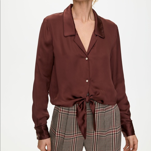 Aritzia Tops - Aritzia Wilfred front tie blouse